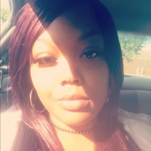 Meet your Posher, Nika